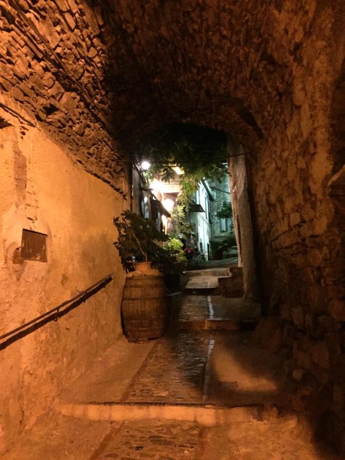 La Finestrella Di Montalto Locanda Badalucco Dış mekan fotoğraf