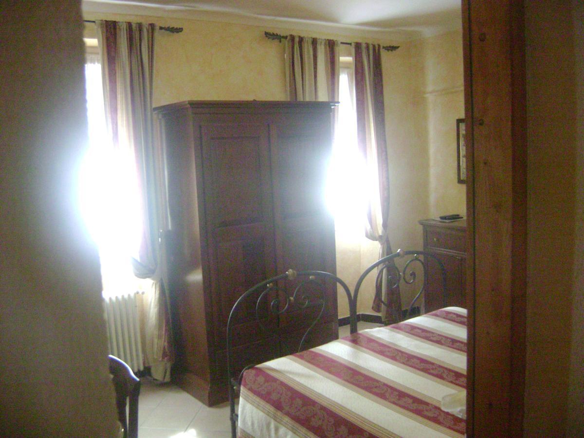 La Finestrella Di Montalto Locanda Badalucco Dış mekan fotoğraf